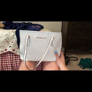 Selling because I have way to many purses